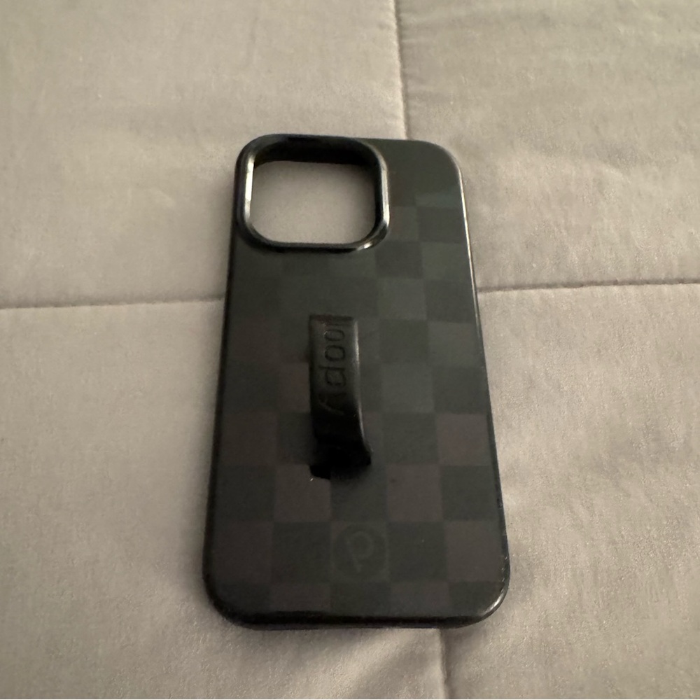 Loopy Case iPhone 15 Pro (6.1" Screen)